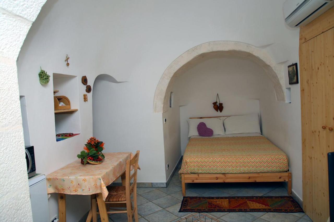 Trullo Al Monte Ceglie Messapica Exterior foto