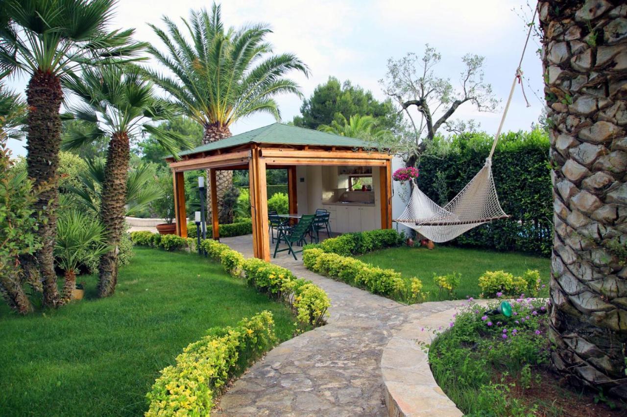 Trullo Al Monte Ceglie Messapica Exterior foto