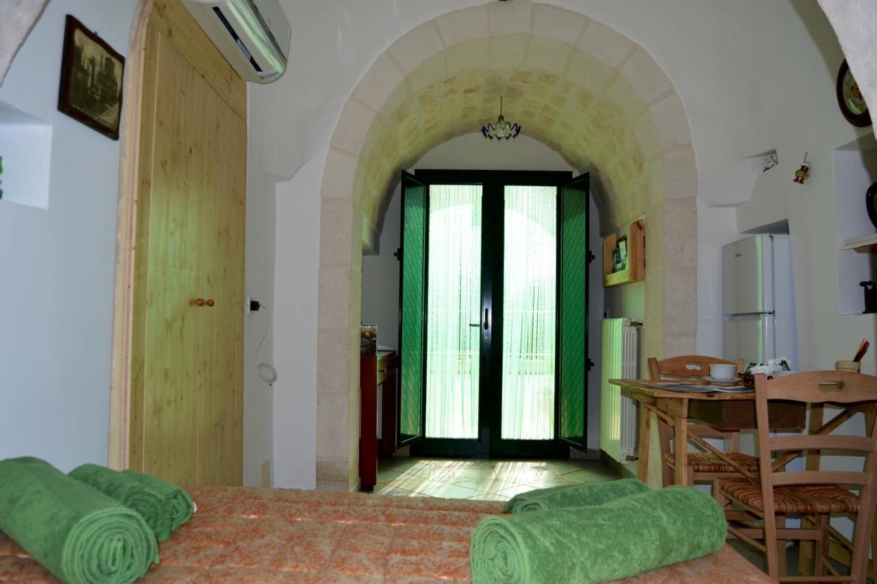 Trullo Al Monte Ceglie Messapica Exterior foto